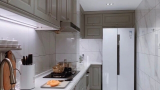 装修房子时厨房墙面砖什么颜色好看？