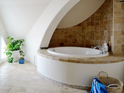 共享美好白色情人节 纯色系浪漫卫浴间